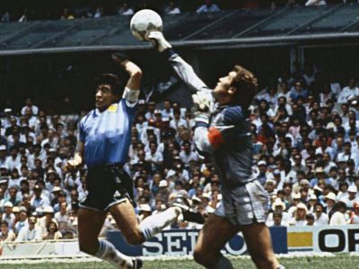 تصویر تبلیغاتی بی ام و: زمان اهمیت دارد ۳