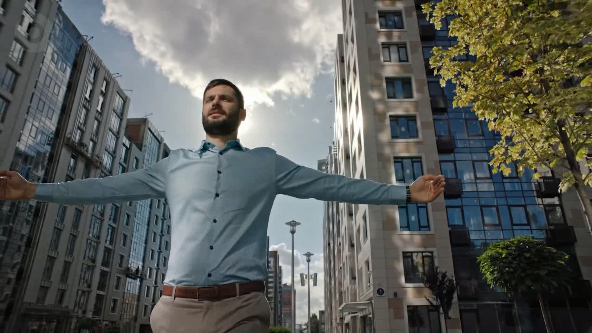 تیزر تبلیغاتی سامسونگ: تلویزیون بزرگ