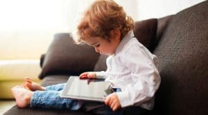 چگونه از کودکان در پیاده سازی تجربه کاربری ux موفق کمک بگیریم؟